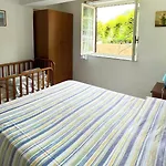 Goddess Yard Holiday home